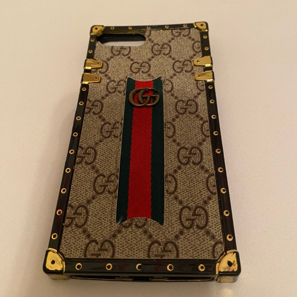 Designer Inspired soft cellphone cover.  Boutique brand.  Luxury look.